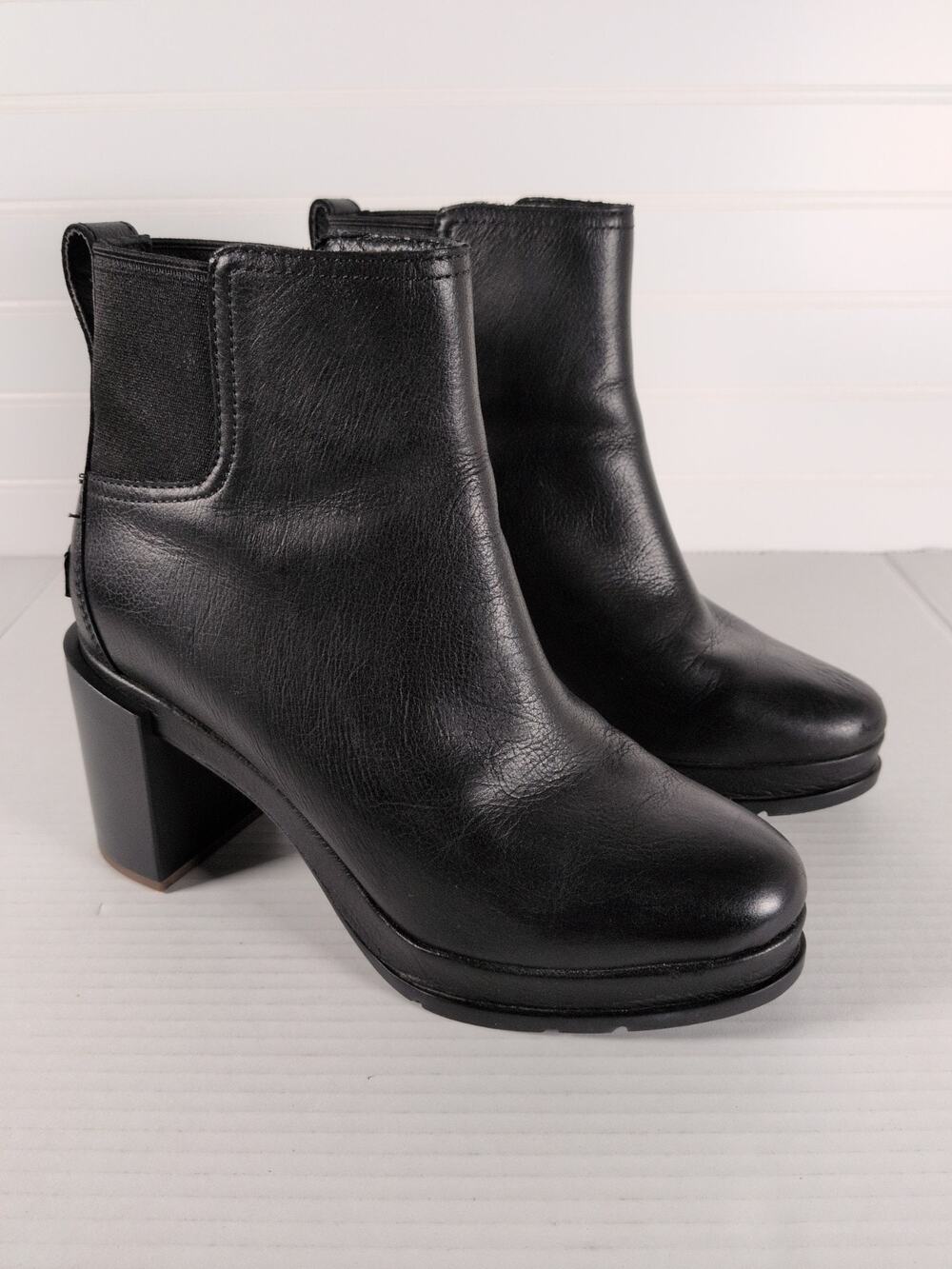 Sorel Blake Chelsea Ankle Boots Womens 8.5 Black Leather Block Heel Waterproof